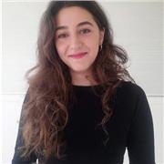 Profesora apasionada de las artes y idiomas. Con experiencia hacer classes interesantes y colaborativas en línea y presencial.